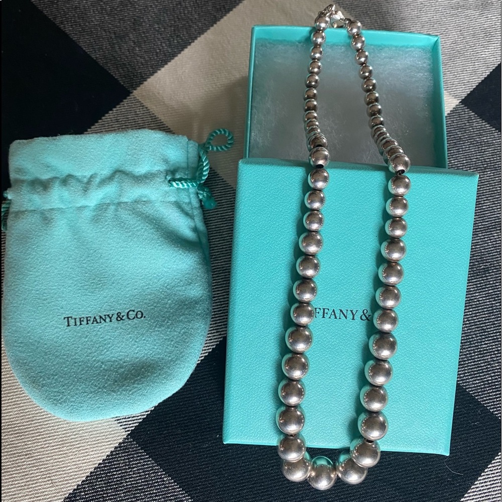 Authentic Tiffany & Co graduate ball necklace